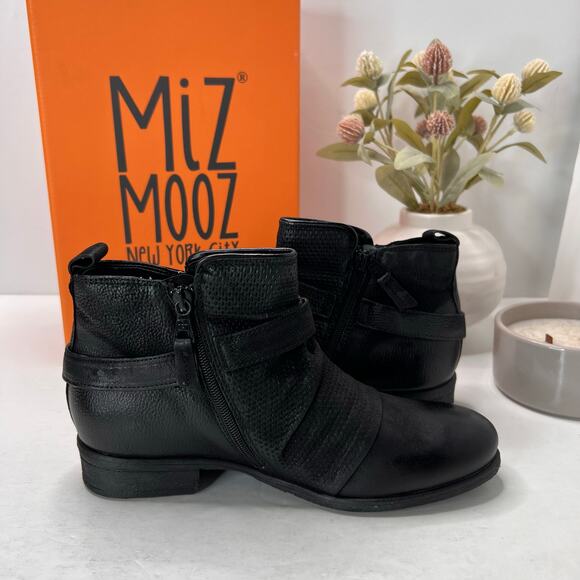Miz Mooz Suzy Pebbled Leather Buckle Boot Ruched Zip Up Black Women's 39/8.5 NWB - Picture 6 of 11